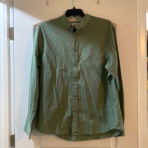 Old Navy men’s slim fit button down shirt